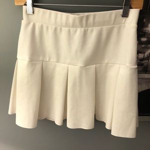 Princess Polly tennis skirt trade